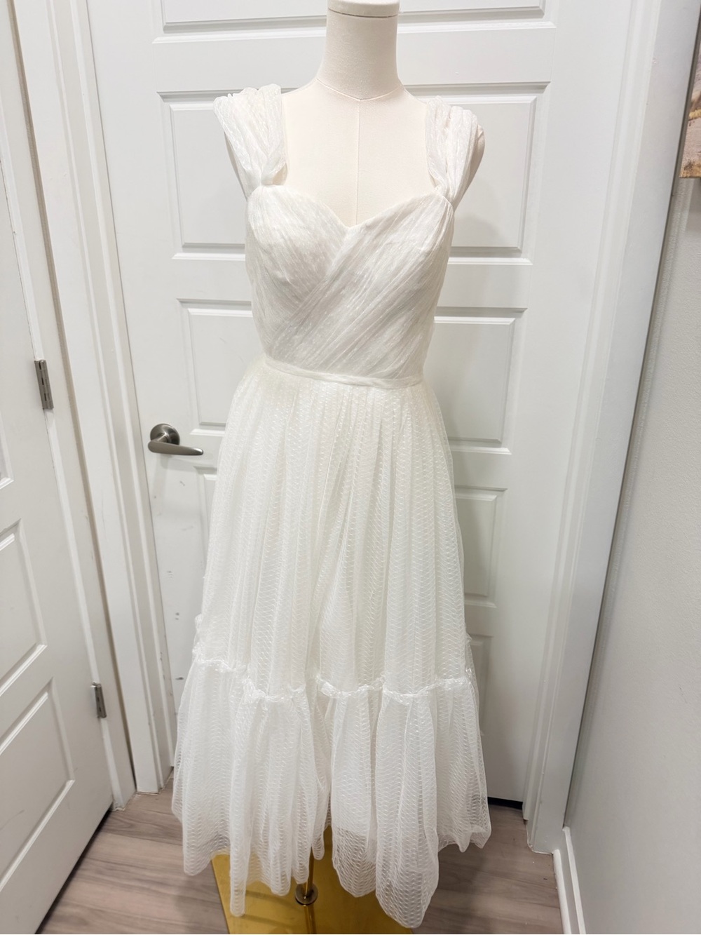 🔥Ethereal White Tulle Midi Dress - Picture 5 of 12